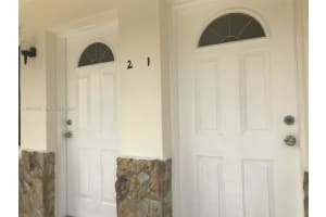 2362 Nw 34th St 2, Miami