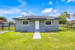 10960 Sw 219th Street, Miami