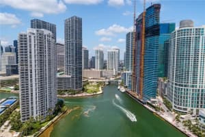 901 Brickell Key Blvd 305, Miami
