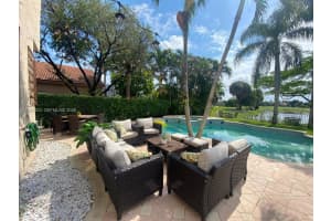 1607 Sw 157th Ave, Pembroke Pines