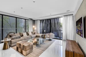 350 Meridian Ave 202, Miami Beach