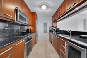 901 Brickell Key Blvd 3102, Miami