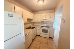 109 Gardens Dr 203, Pompano Beach