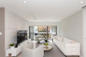 255 Galen Dr 2i, Key Biscayne