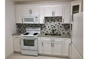 5530 N Lakewood Cir N 722, Margate 5530 N Lakewood Cir N 722, Margate