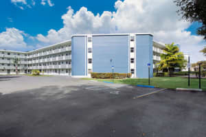 1351 Ne 191 St E 106, Miami