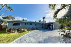 2320 Ne 13th St, Pompano Beach