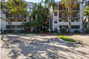 13250 Sw 88th Ter 101, Miami