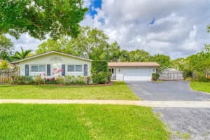 661 Nw 66th Ave, Plantation