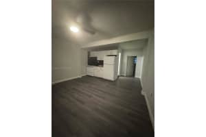 7802 Nw 8th Ave 3, Miami