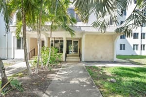 250 180th Dr 158, Sunny Isles Beach