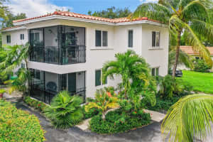 2720 S Le Jeune Rd 2720, Coral Gables