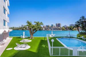 9881 E Bay Harbor Dr 401, Bay Harbor Islands
