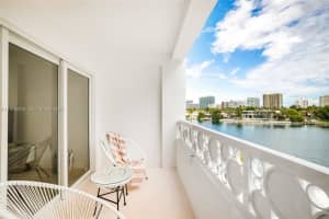 9881 E Bay Harbor Dr 502, Bay Harbor Islands