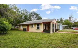 12235 Sw 202nd St 12235, Miami