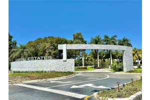 5023 Nw 94th Doral Pl 5023, Doral