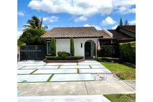 511 Sw 115th Ave, Sweetwater