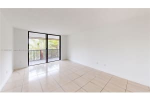 14201 N Kendall Dr 401d, Miami