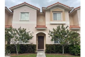 8835 S Isles Cir, Tamarac 8835 S Isles Cir, Tamarac
