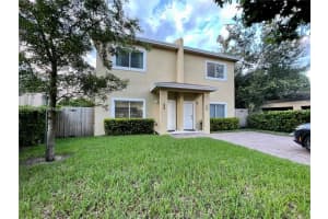 1531 Nw 55th Ter 1533, Miami 1531 Nw 55th Ter 1533, Miami