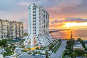 555 Ne 34th St 204, Miami