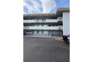 11005 Sw 1st St 202, Sweetwater