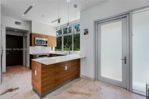 548 Fernwood Rd 548, Key Biscayne 548 Fernwood Rd 548, Key Biscayne