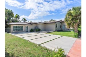 1500 Biarritz Dr, Miami Beach