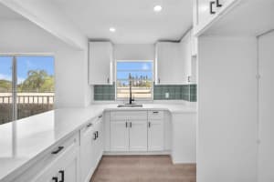 1960 Marseille Dr 304, Miami Beach