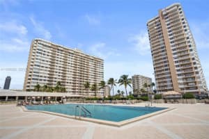 1985 S Ocean Dr 12a, Hallandale Beach