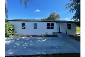 19800 Sw 180th Ave Unit 394, Miami