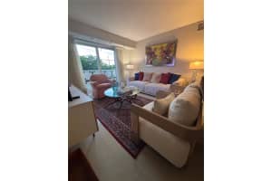 1498 Jefferson Ave 405, Miami Beach