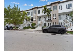 10265 Nw 63rd Ter 205, Doral