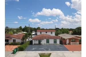 10370 Sw 24th St B, Miami