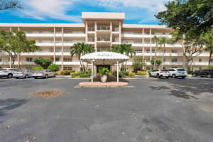 3970 Oaks Clubhouse Dr 302, Pompano Beach