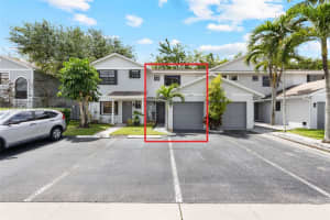 10500 Nw 3rd St, Pembroke Pines