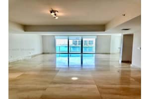 3301 Ne 183rd St 809, Aventura