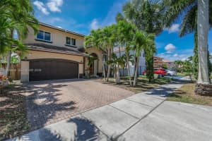 14606 Sw 158th Place, Miami