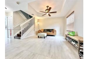 10679 Sw 6th St 902, Pembroke Pines
