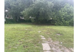 3068 Nw 46th St, Miami 3068 Nw 46th St, Miami