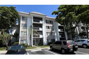 711 N Pine Island Rd 211, Plantation