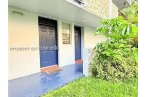 5495 Nw 10th Ct 104, Plantation