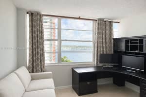 1351 Ne Miami Gardens Dr 926e, Miami