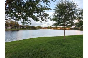 9803 Nw 37th St, Sunrise