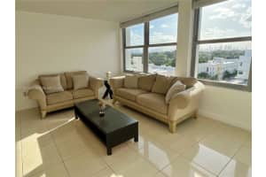 2899 Collins Ave 810, Miami Beach