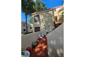 13063 Sw 88th Ter S 201-b, Miami