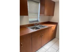 2131 Nw 26th Ave 2131, Fort Lauderdale