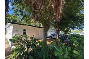 563 Ne 65th St 1, Miami