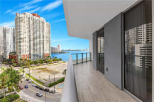 1300 Brickell Bay Dr 1010, Miami 1300 Brickell Bay Dr 1010, Miami