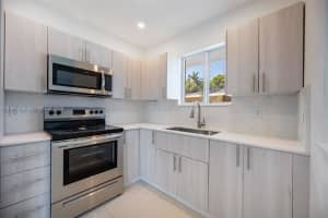 1080 Ne 80th St 2, Miami